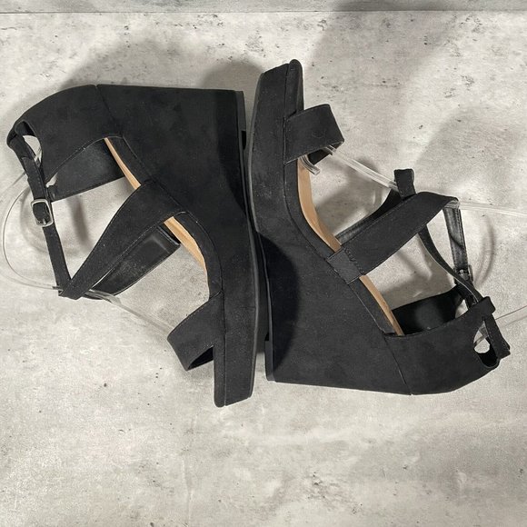 Torrid Womens Sz 9.5 Black Open Toe Criss Cross Strappy Wedge High Heels Pumps - Picture 4 of 8